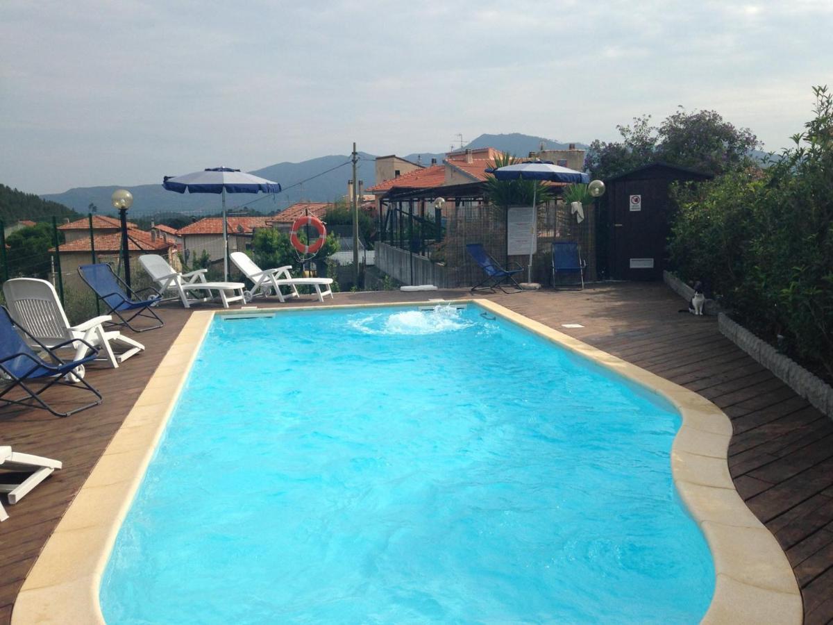 Gli Angeli Agriturismo Villa Cisano sul Neva Exterior photo